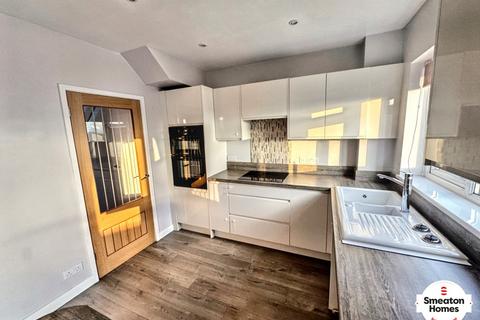 3 bedroom semi-detached house to rent, Plymouth, Devon PL7