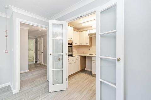 2 bedroom apartment for sale, Heathdene Manor, Watford