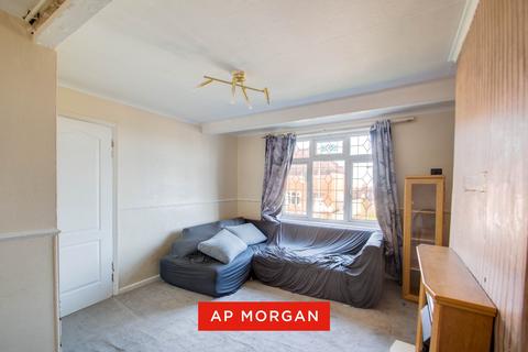 3 bedroom semi-detached house for sale, Quarry Brow, Upper Gornal, Dudley, West Midlands, DY3