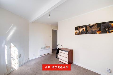 3 bedroom semi-detached house for sale, Quarry Brow, Upper Gornal, Dudley, West Midlands, DY3