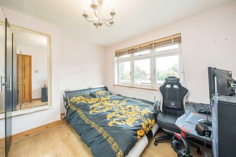 undefined, Marlborough Road, Isleworth TW7
