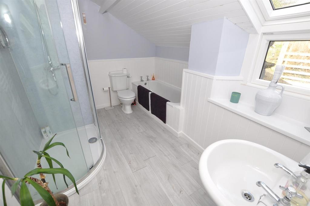 Bathroom / Shower Room / WC