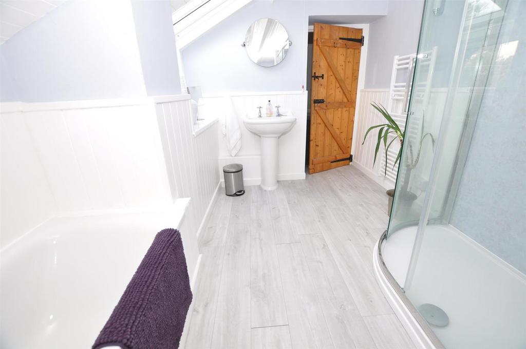 Bathroom / Shower Room / WC