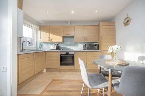 undefined, Clement Close, London W4