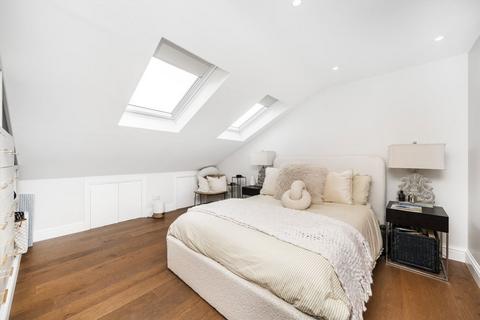 undefined, Garfield Road, London SW19