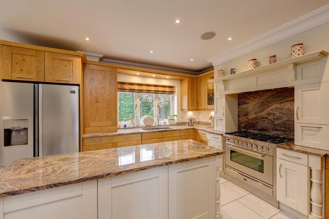6 bedroom house for sale, Sandelswood End, Beaconsfield, HP9