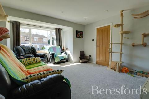 3 bedroom semi-detached house for sale, Berwick Avenue, Chelmsford, CM1