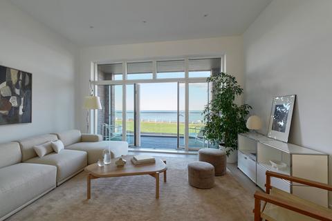undefined, Four-Bedroom Luxury Beachfront Townhouses with Sea Views in Sheringham