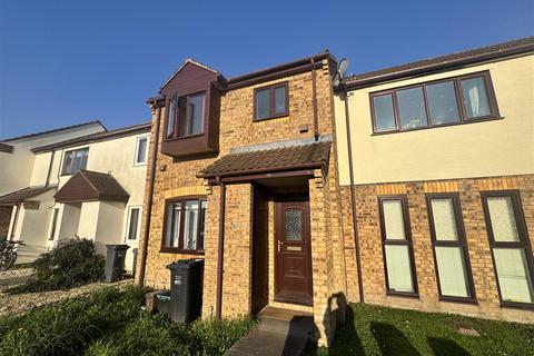 3 bedroom house to rent, Pelham Court, Bridgwater TA6
