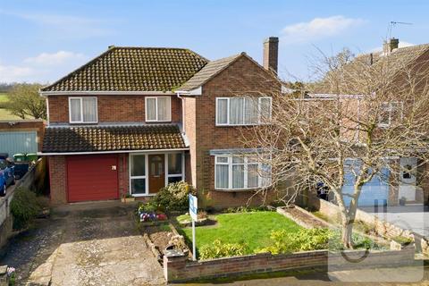 Rounds Hill, Kenilworth CV8
