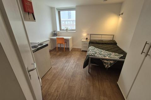 Studio to rent, BOURNEMOUTH STUDIO