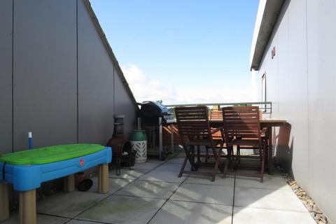 2 bedroom penthouse for sale, Broad Street, Cambridge