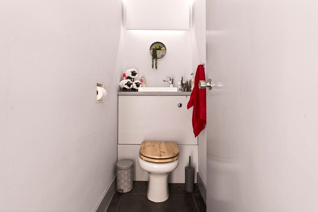 Loo