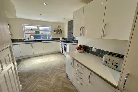 3 bedroom detached house for sale, Campion Road, Darlington
