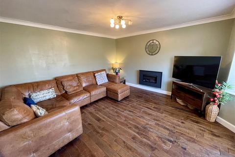 3 bedroom detached house for sale, Campion Road, Darlington