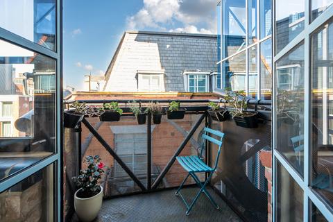1 bedroom apartment for sale, Boss Street, London