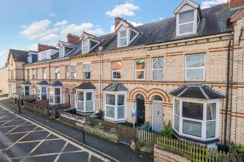 4 bedroom terraced house for sale, Vicarage Street, Barnstaple EX32