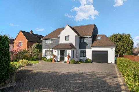 5 bedroom detached house for sale, Keswick Road, Great Bookham, KT23