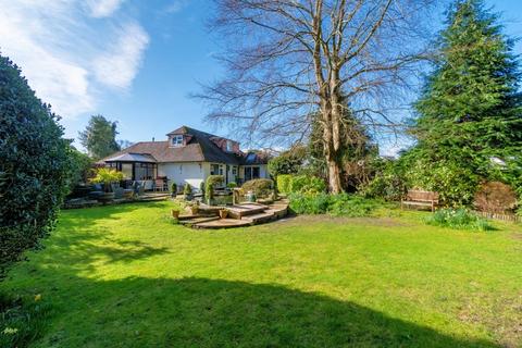 4 bedroom detached bungalow for sale, Cresta Gardens, West Parley, Ferndown, BH22