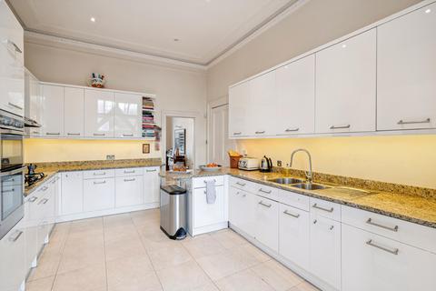 5 bedroom terraced house to rent, Cathcart Road, London SW10