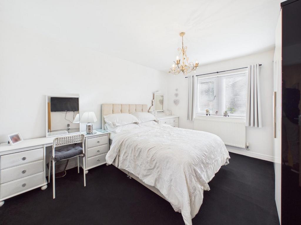 CAM04899 G0-PR0303-STILL020.jpg