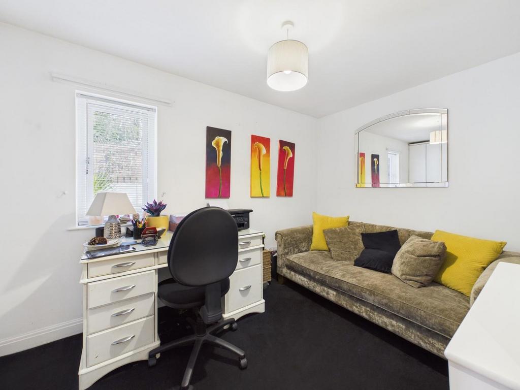 CAM04899 G0-PR0303-STILL019.jpg