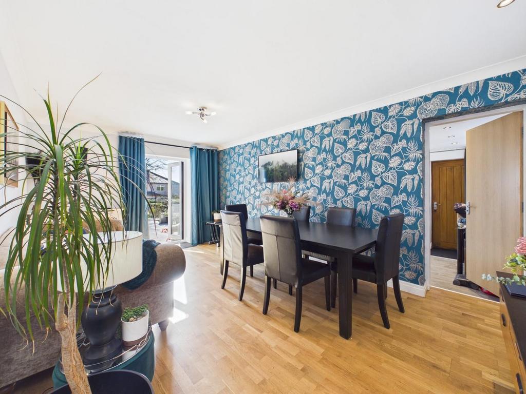 CAM04899 G0-PR0303-STILL007.jpg