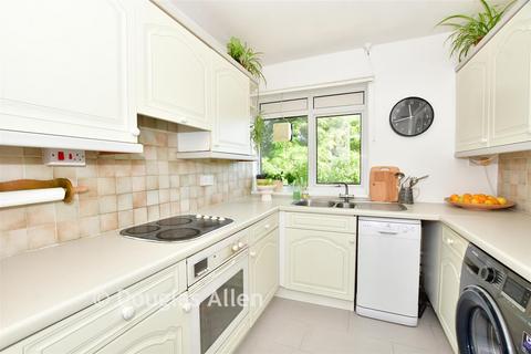 undefined, Pine View Manor, Epping CM16