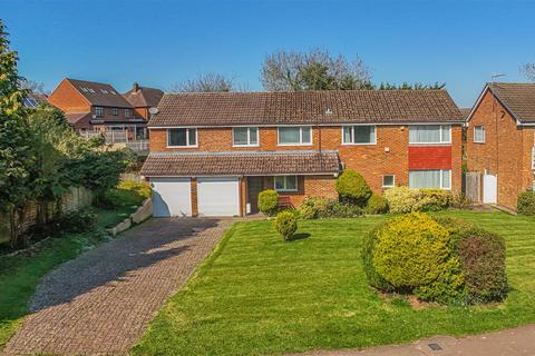 Peascroft Road, Hemel Hempstead, HP3