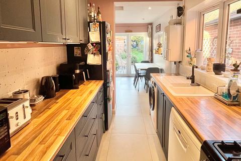 undefined, Portsmouth Road, Milford, GU8