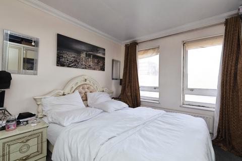 2 bedroom flat for sale, Abbey Road, Barking, IG11