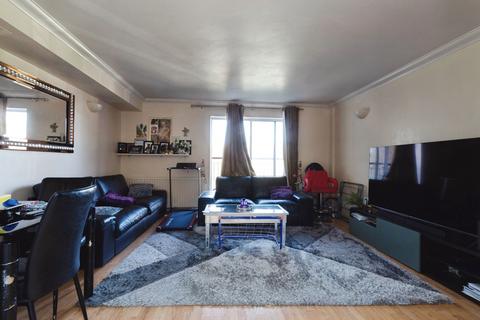 2 bedroom flat for sale, Abbey Road, Barking, IG11