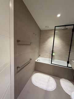 2 bedroom apartment to rent, Palmer Road, London SW11