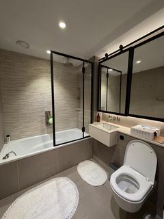 2 bedroom apartment to rent, Palmer Road, London SW11