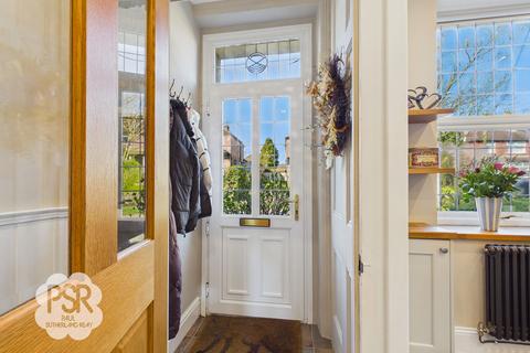 2 bedroom terraced house for sale, Low Leighton Road, New Mills, SK22