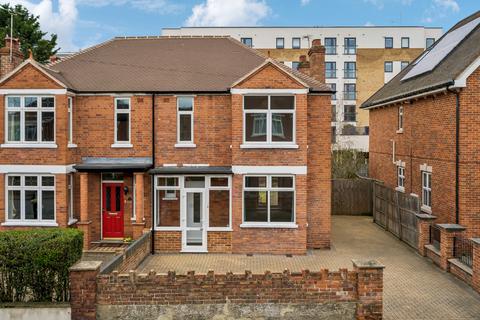3 bedroom semi-detached house for sale, Town Centre, Maidenhead