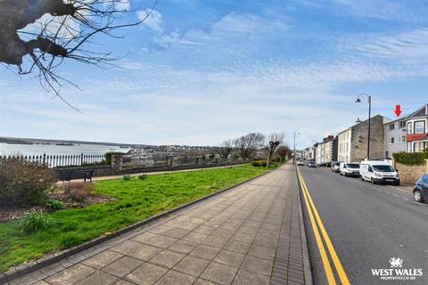 undefined, Hamilton Terrace, Milford Haven