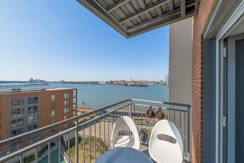 3 bedroom apartment to rent, Denyer Walk, SOUTHAMPTON
