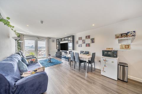 3 bedroom apartment to rent, Denyer Walk, SOUTHAMPTON