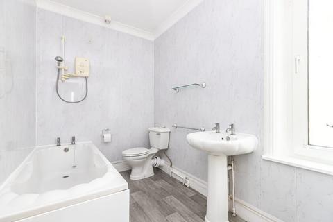 1 bedroom flat for sale, Kinson Road, Bournemouth, BH10 4AN