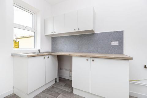 1 bedroom flat for sale, Kinson Road, Bournemouth, BH10 4AN