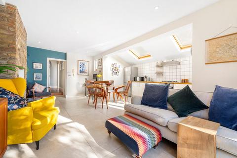 2 bedroom flat for sale, Helix Gardens, SW2