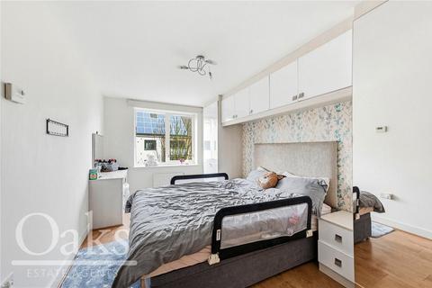 2 bedroom apartment for sale, Watson Place, South Norwood