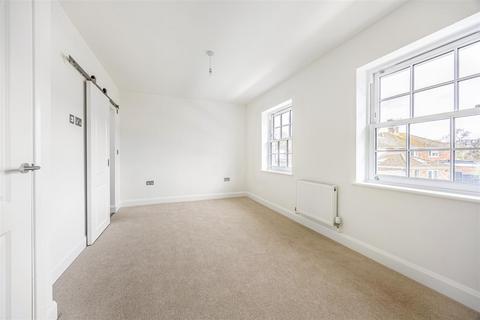 undefined, London Road, Charlton Kings, Cheltenham