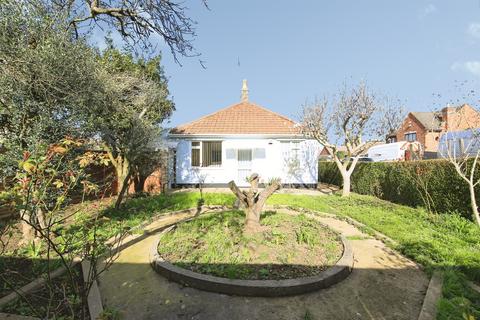 3 bedroom detached bungalow for sale, Springfield, Peterborough