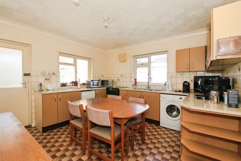 3 bedroom detached bungalow for sale, Springfield, Peterborough