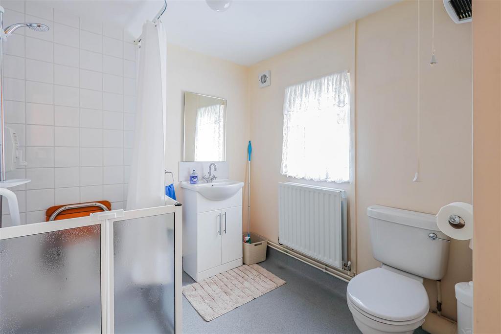 Gloucester Close-14.jpg