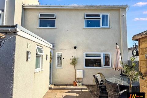 undefined, Cefn Court, Newbridge NP11