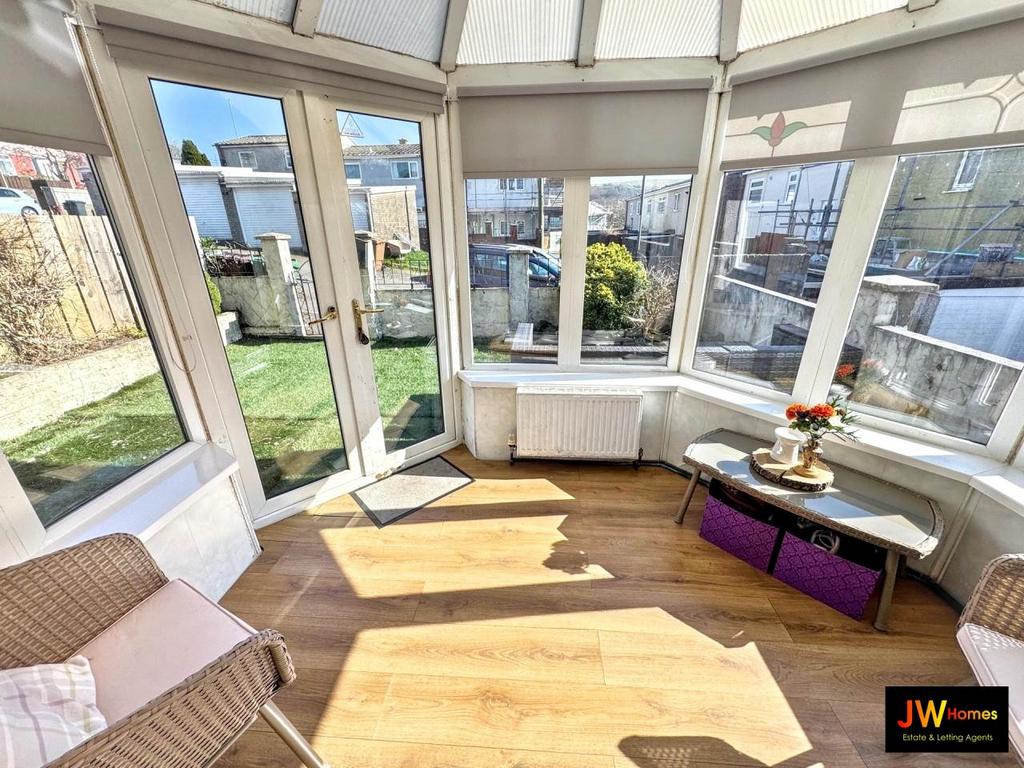 Conservatory (5)