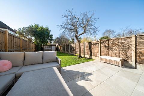 6 bedroom semi-detached house for sale, Drewstead Road, Streatham, London, SW16